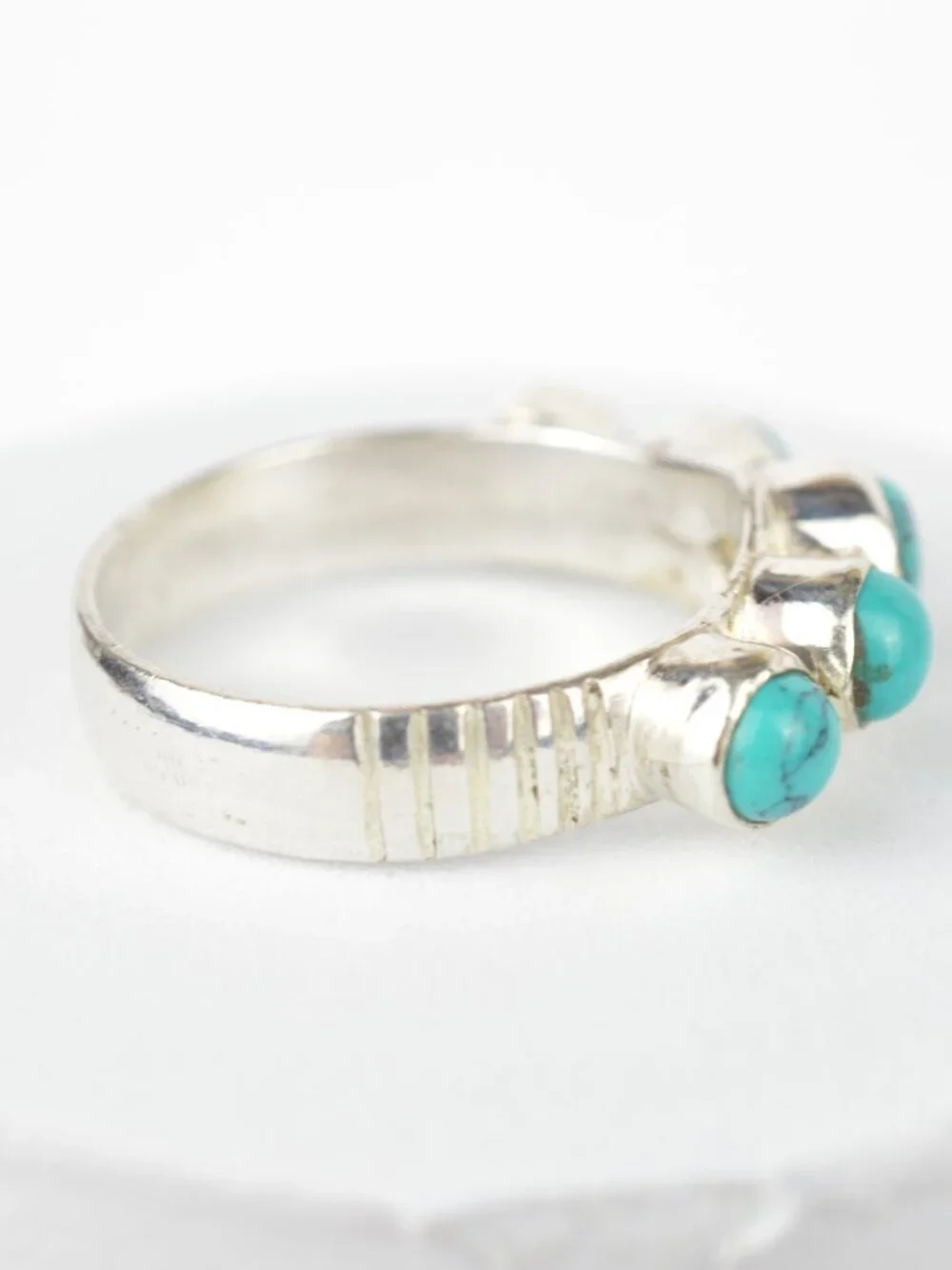 925 Sterling Silver Turquoise Ring 5-Stone Handmade Artisan Band Size 7.75, 3.8g